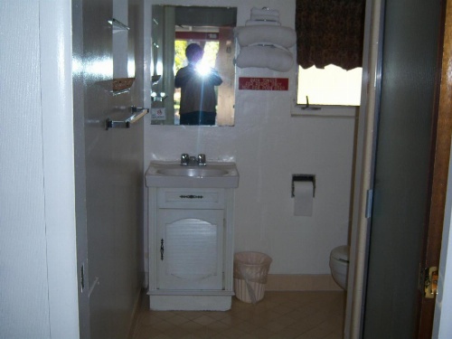Shasta Dam Motel image 33