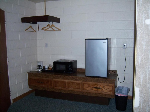 Shasta Dam Motel image 36